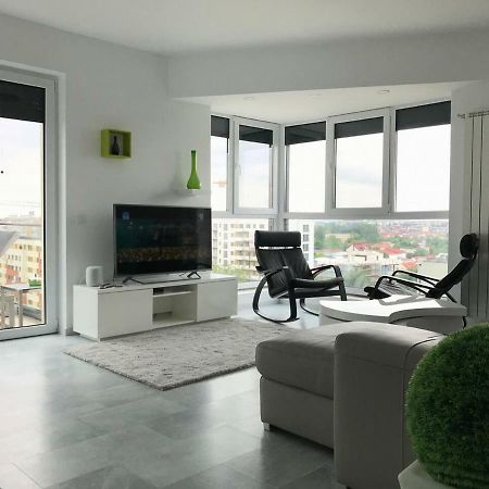 Luxury Westpark 2 Residence With Lake View Букурещ Екстериор снимка