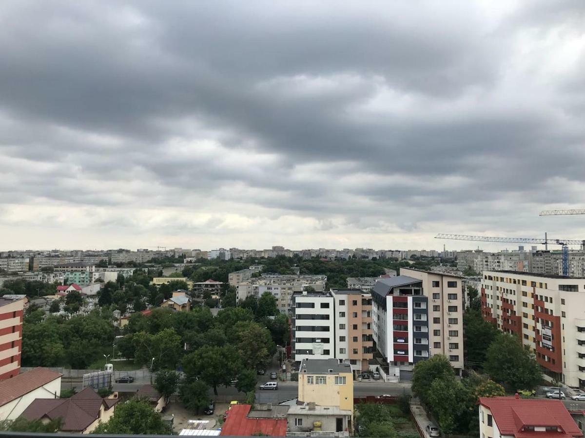 Luxury Westpark 2 Residence With Lake View Букурещ Екстериор снимка