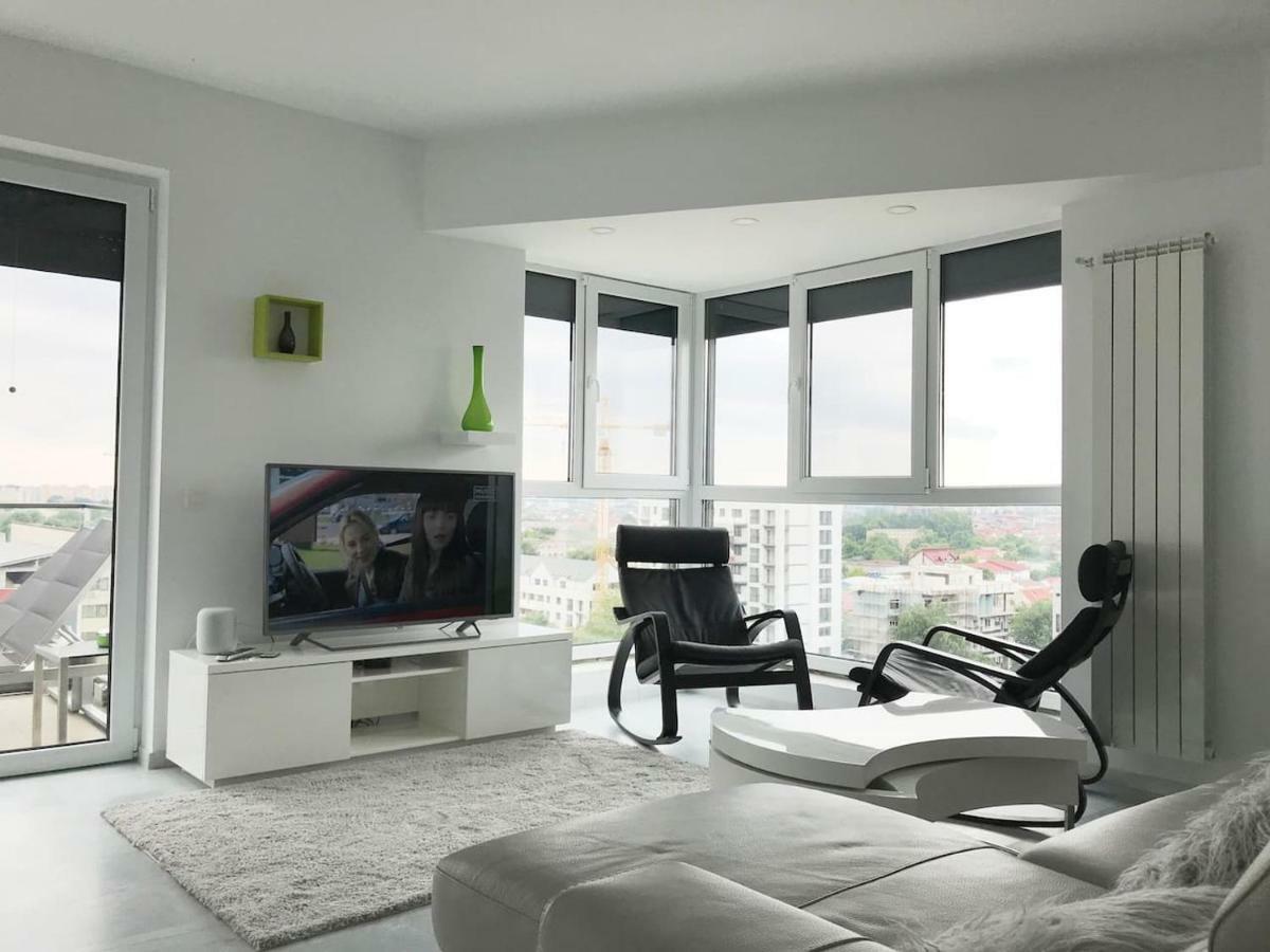 Luxury Westpark 2 Residence With Lake View Букурещ Екстериор снимка